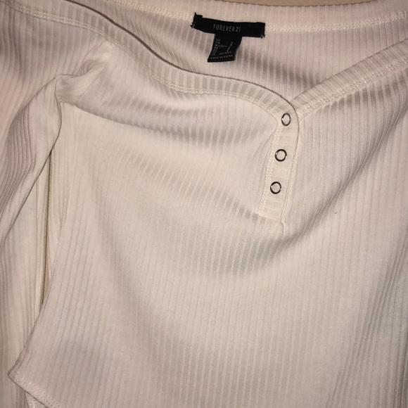 Half button-up white bodysuit - Picture 4 of 4